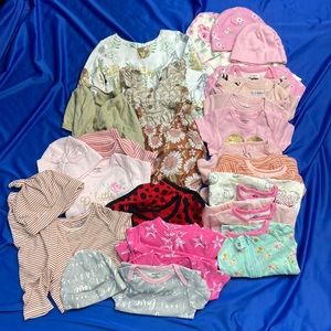 ***SOLD*** Baby clothes bundle 0-3 months